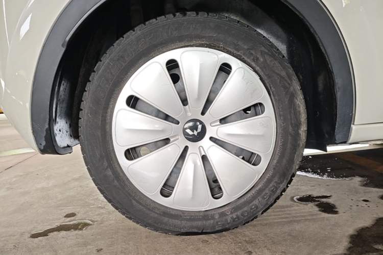 Used Wuling Bingo 2023 203km Light Edition Right Rear Wheel Hub