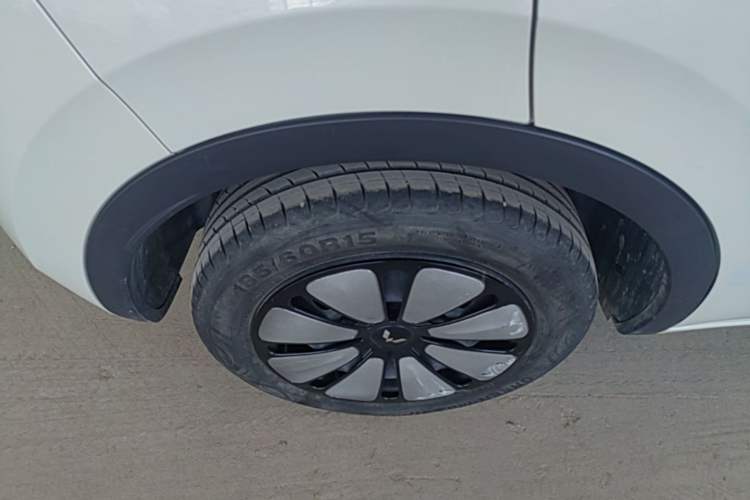 Used Wuling Bingo 2023 333km Enjoy+ Version Right Rear Wheel Hub