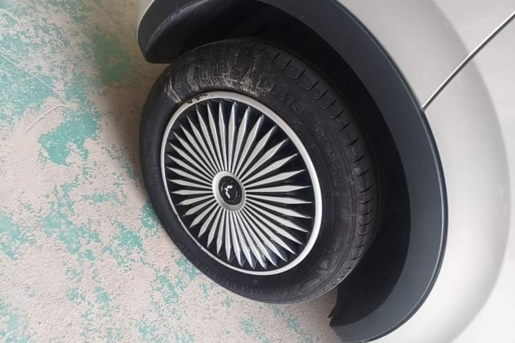 Used Wuling Bingo 2023 333 km Fast-Share Version Right Rear Wheel Hub