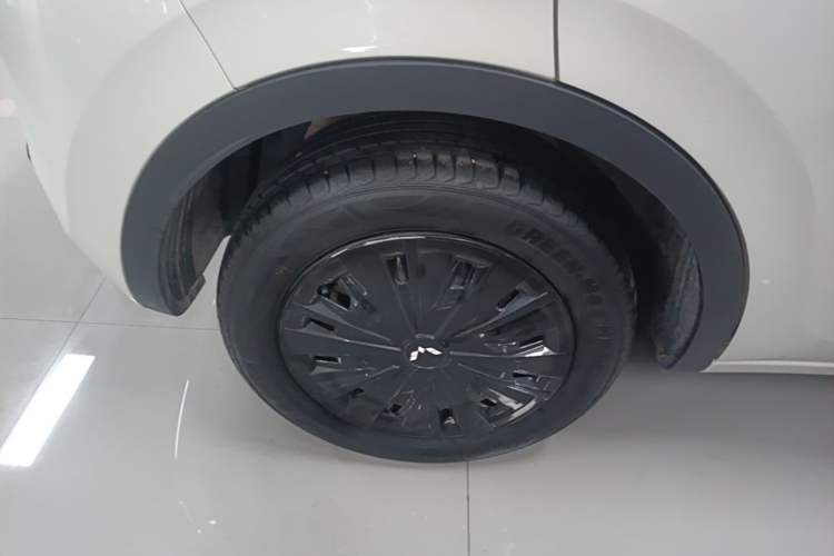 Used Wuling Bingo 2023 333km Enjoy+ Version Right Rear Wheel Hub
