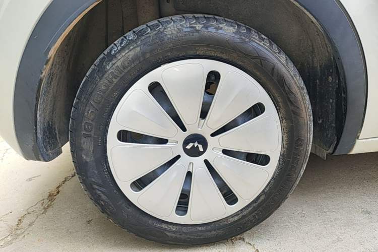 Used Wuling Bingo 2023 203km Light Edition Right Rear Wheel Hub