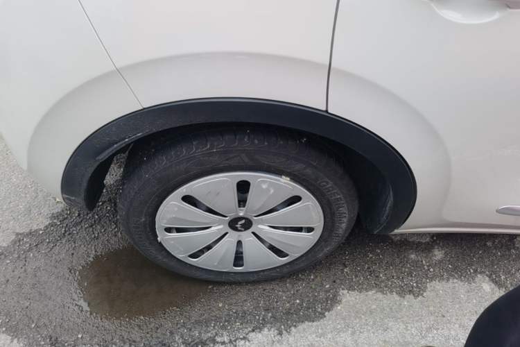 Used Wuling Bingo 2023 333 km Fast-Share Version Right Rear Wheel Hub