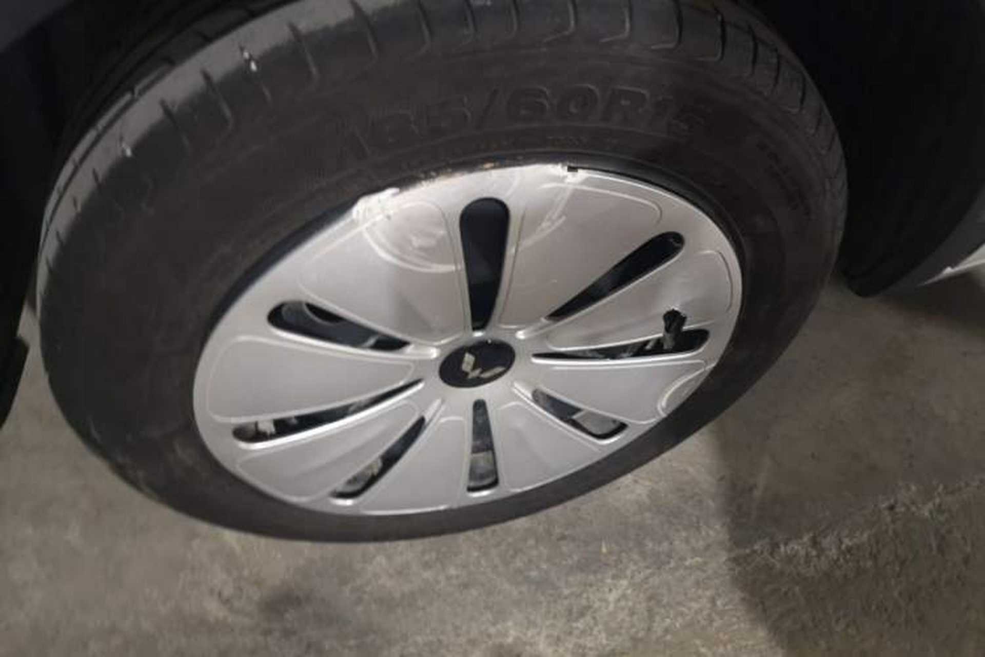 Used Wuling Bingo 2023 203km Light Edition Right Rear Wheel Hub