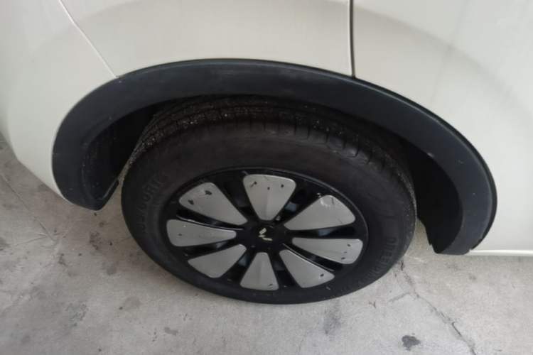 Used Wuling Bingo 2023 333 km Enjoyment Version Right Rear Wheel Hub