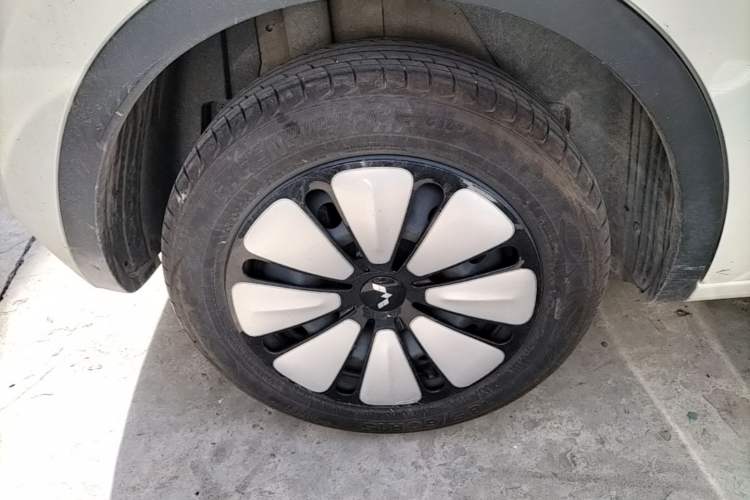Used Wuling Bingo 2023 333km Enjoy+ Version Right Rear Wheel Hub