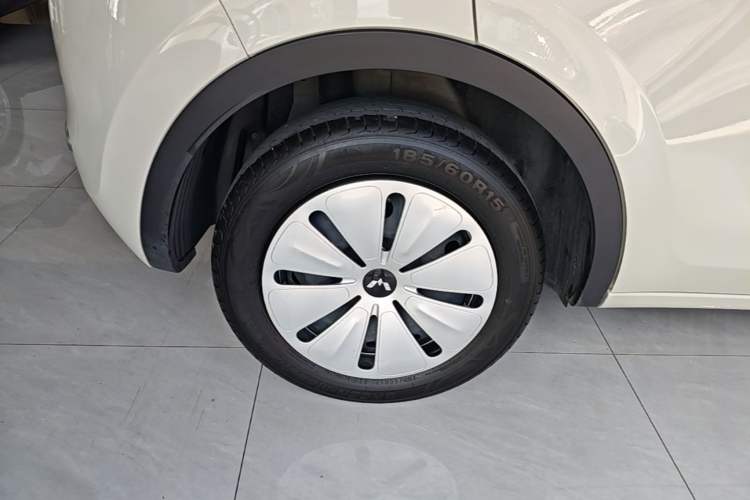 Used Wuling Bingo 2023 203km Light Edition Right Rear Wheel Hub