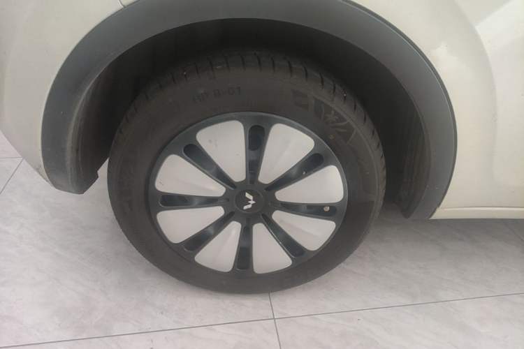 Used Wuling Bingo 2023 333 km Fast-Share Version Right Rear Wheel Hub