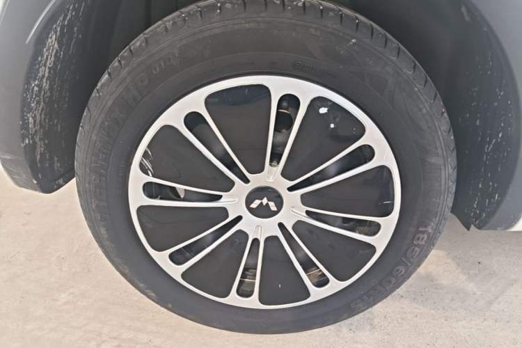 Used Wuling Bingo 2023 203km Light Edition Right Rear Wheel Hub