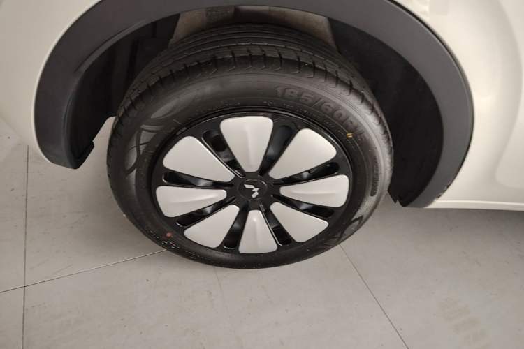 Used Wuling Bingo 2023 333 km Enjoyment Version Right Rear Wheel Hub