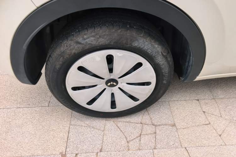 Used Wuling Bingo 2023 203km Light Edition Right Rear Wheel Hub