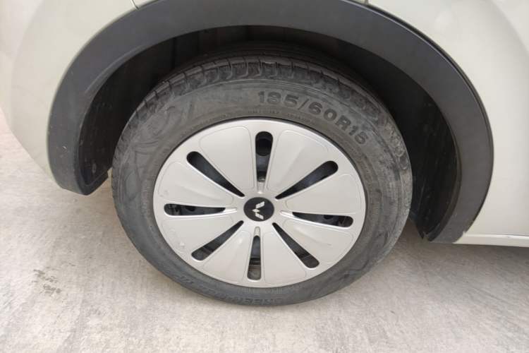 Used Wuling Bingo 2023 203km Light Edition Right Rear Wheel Hub