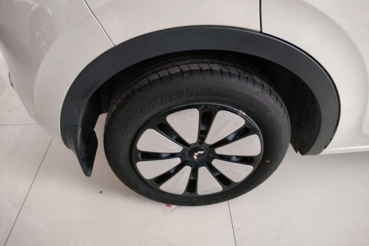 Used Wuling Bingo 2023 333 km Enjoyment Version Right Rear Wheel Hub