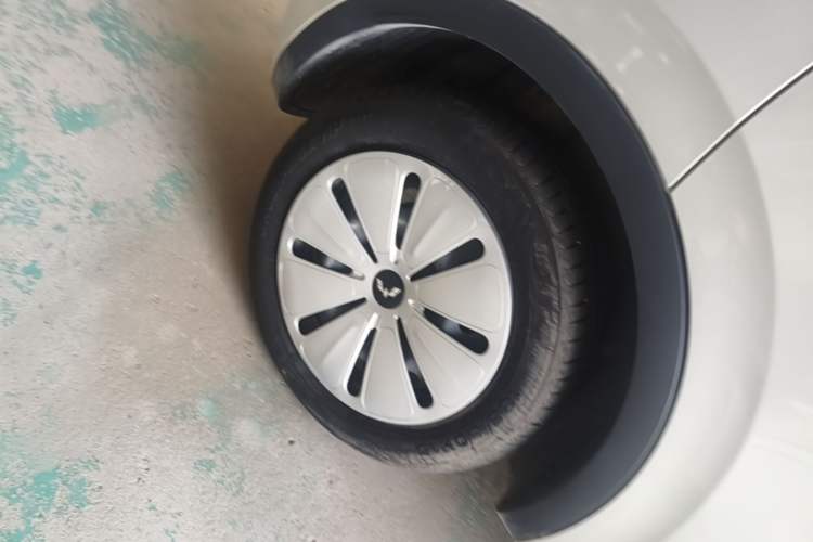 Used Wuling Bingo 2023 203km Light Edition Right Rear Wheel Hub