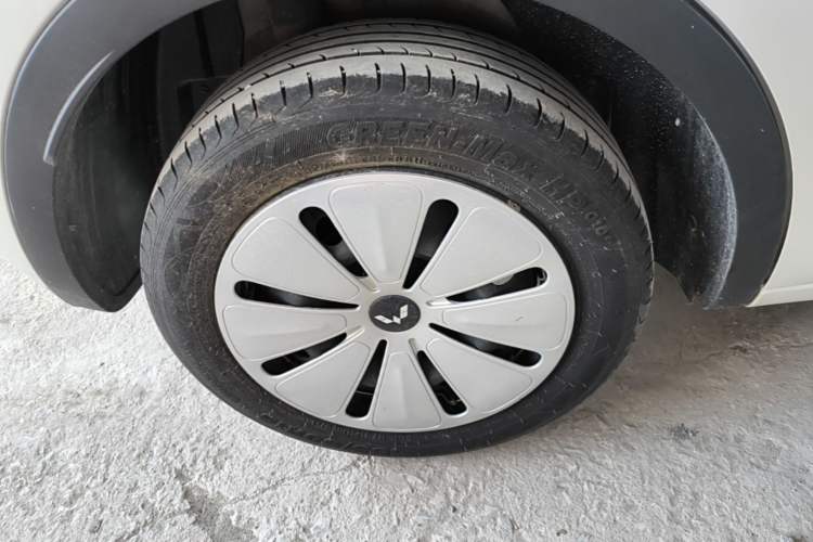 Used Wuling Bingo 2023 203km Light Edition Right Rear Wheel Hub