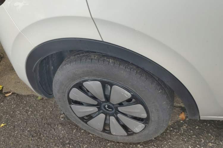 Used Wuling Bingo 2023 333 km Enjoyment Version Right Rear Wheel Hub