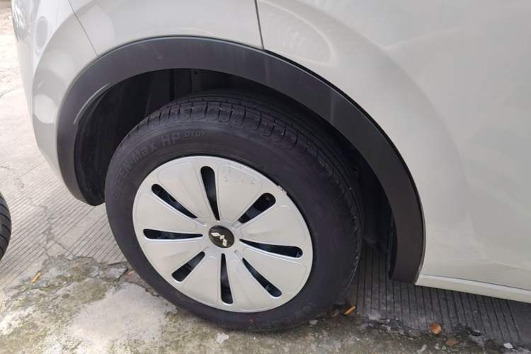 Used Wuling Bingo 2023 333 km Fast-Share Version Right Rear Wheel Hub