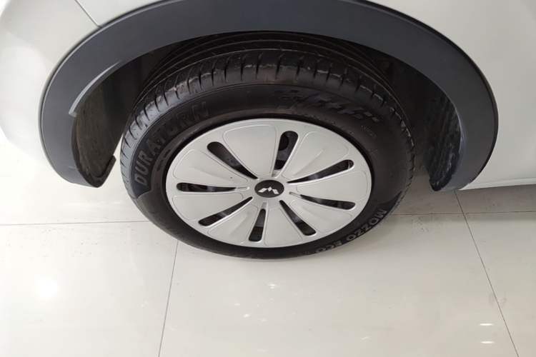 Used Wuling Bingo 2023 333 km Fast-Share Version Right Rear Wheel Hub