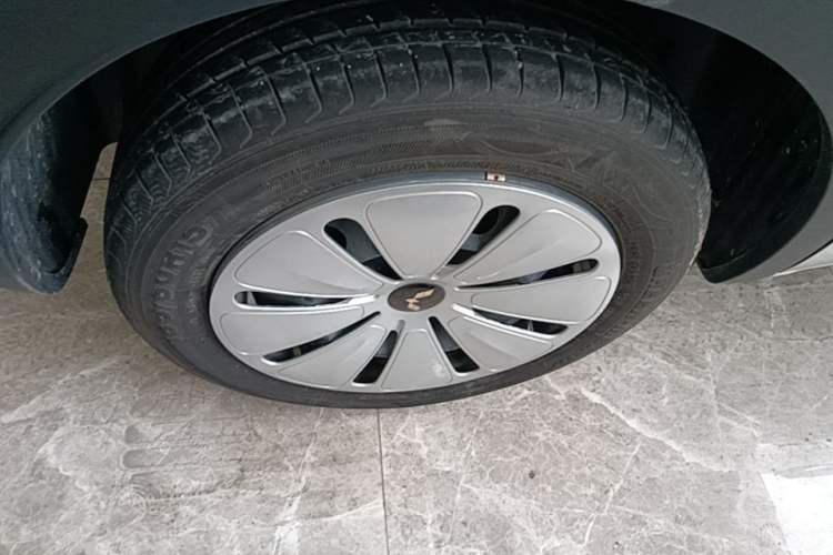 Used Wuling Bingo 2023 203km Light Edition Right Rear Wheel Hub