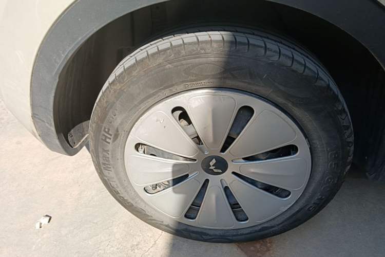 Used Wuling Bingo 2023 203km Light Edition Right Rear Wheel Hub
