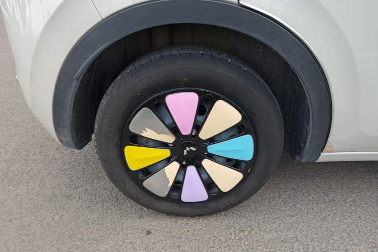 Used Wuling Bingo 2023 203km Comfort Edition Right Rear Wheel Hub