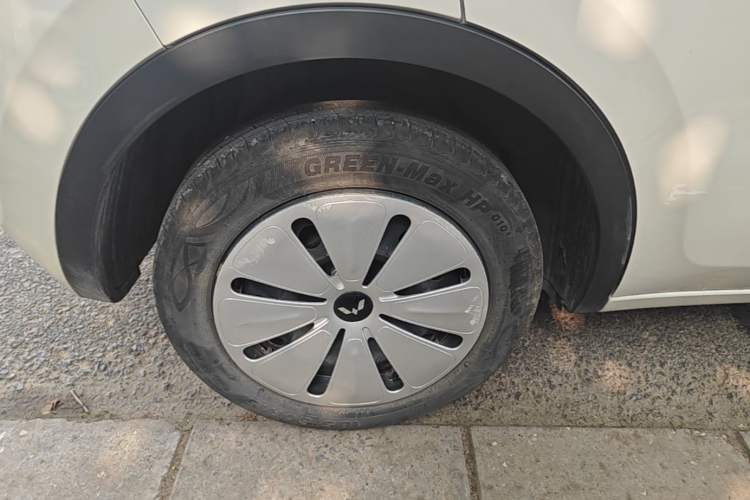 Used Wuling Bingo 2023 203km Light Edition Right Rear Wheel Hub