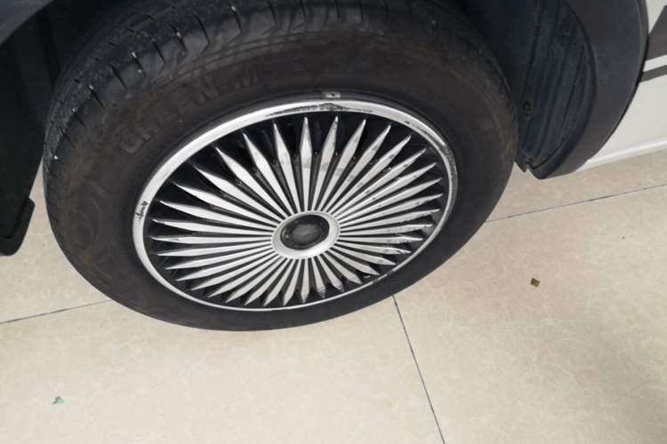 Used Wuling Bingo 2023 333 km Lingxi Connected+ Version Right Rear Wheel Hub