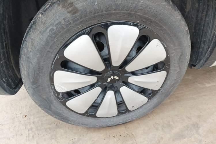 Used Wuling Bingo 2023 333 km Enjoyment Version Right Rear Wheel Hub