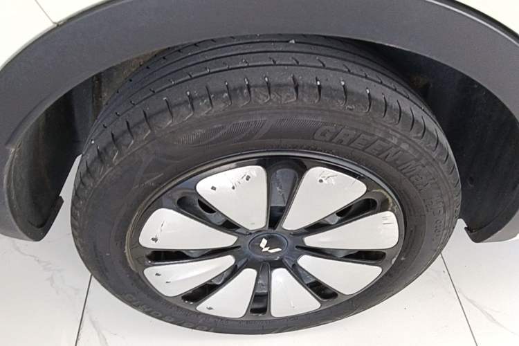 Used Wuling Bingo 2023 333km Enjoy+ Version Right Rear Wheel Hub