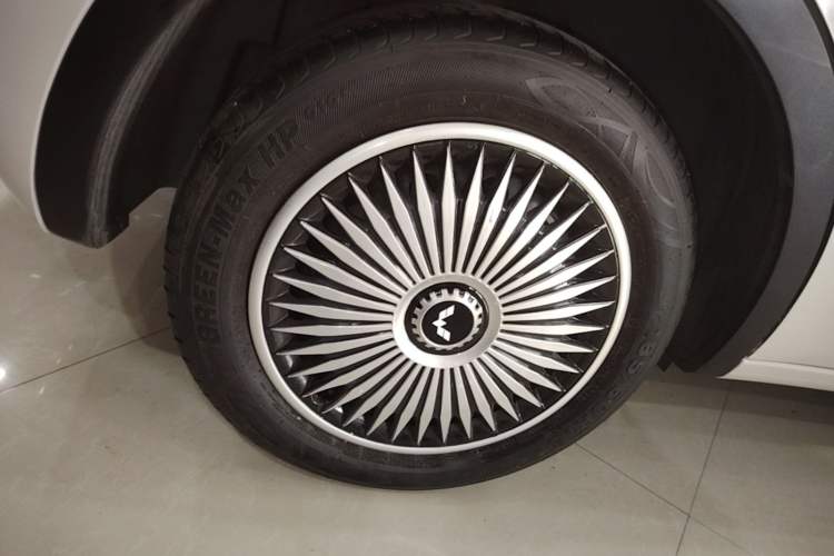 Used Wuling Bingo 2023 333km Enjoy+ Version Right Rear Wheel Hub