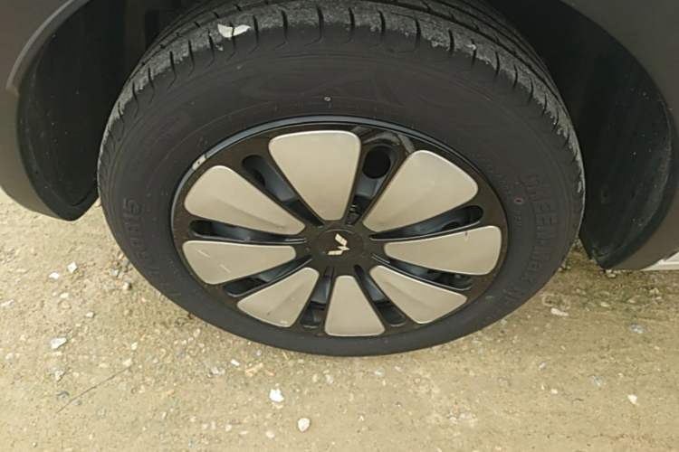 Used Wuling Bingo 2023 333 km Enjoyment Version Right Rear Wheel Hub