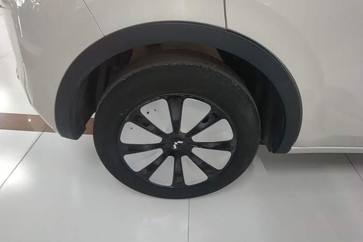 Used Wuling Bingo 2023 333 km Enjoyment Version Right Rear Wheel Hub