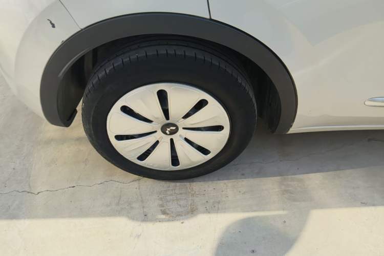 Used Wuling Bingo 2023 333 km Fast-Share Version Right Rear Wheel Hub