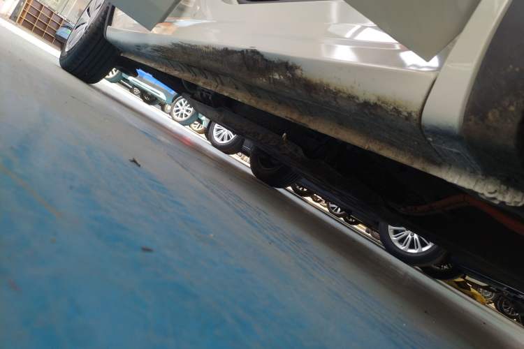 Used Wuling Bingo 2023 203km Light Edition Right Side Sill