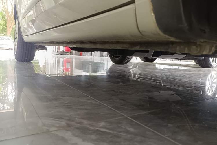 Used Wuling Bingo 2023 203km Light Edition Right Side Sill