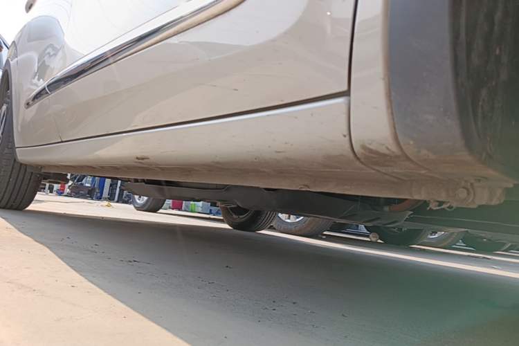 Used Wuling Bingo 2023 203km Comfort Edition Right Side Sill