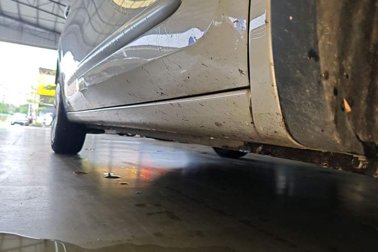 Used Wuling Bingo 2023 203km Light Edition Right Side Sill