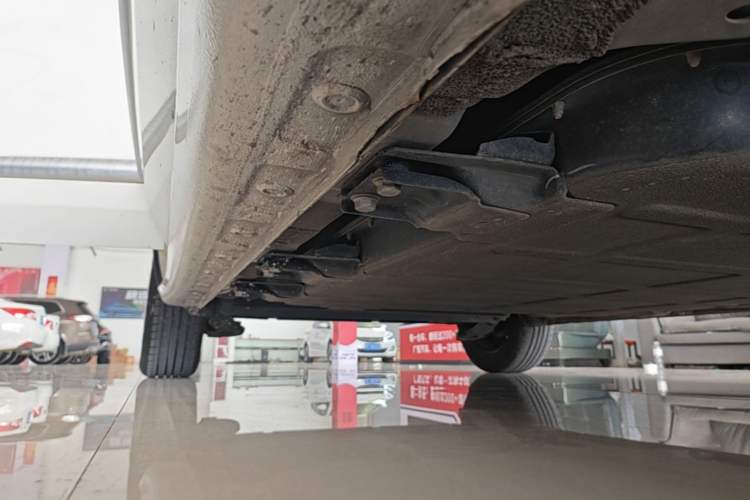 Used Wuling Bingo 2023 333 km Fast-Share Version Right Side Sill