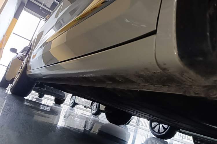 Used Wuling Bingo 2023 333 km Lingxi Connected+ Version Right Side Sill
