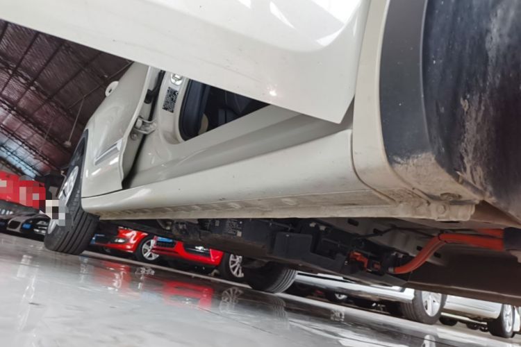 Used Wuling Bingo 2023 203km Light Edition Right Side Sill