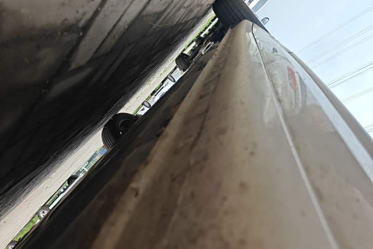 Used Wuling Bingo 2023 333 km Enjoyment Version Right Side Sill