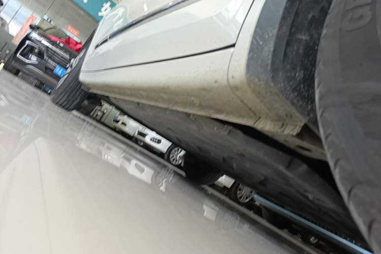 Used Wuling Bingo 2023 333 km Enjoyment Version Right Side Sill