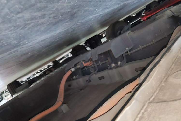 Used Wuling Bingo 2023 203km Comfort Edition Right Side Sill
