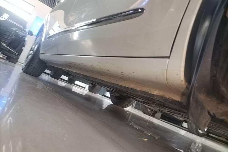 Used Wuling Bingo 2023 333 km Lingxi Connected+ Version Right Side Sill