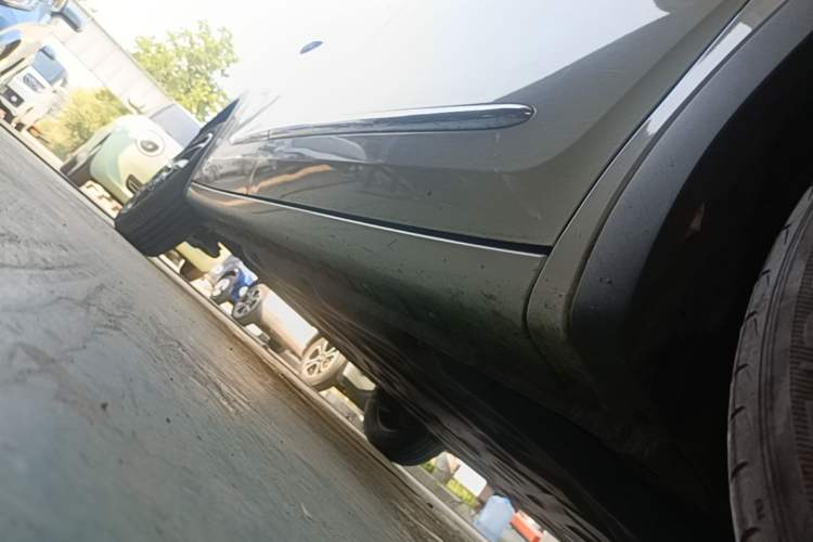 Used Wuling Bingo 2023 333 km Lingxi Connected Version Right Side Sill