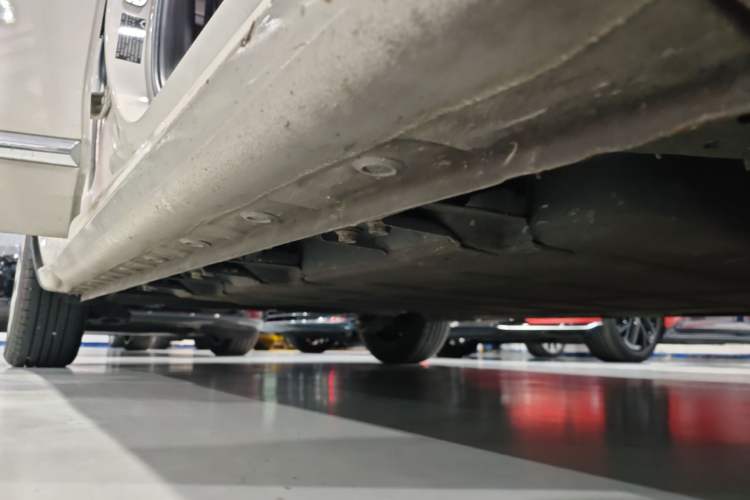 Used Wuling Bingo 2023 333 km Lingxi Connected+ Version Right Side Sill