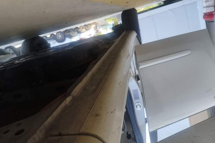 Used Wuling Bingo 2023 203km Light Edition Right Side Sill