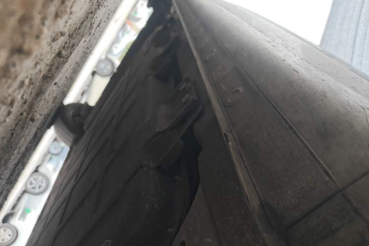 Used Wuling Bingo 2023 333 km Lingxi Connected+ Version Right Side Sill