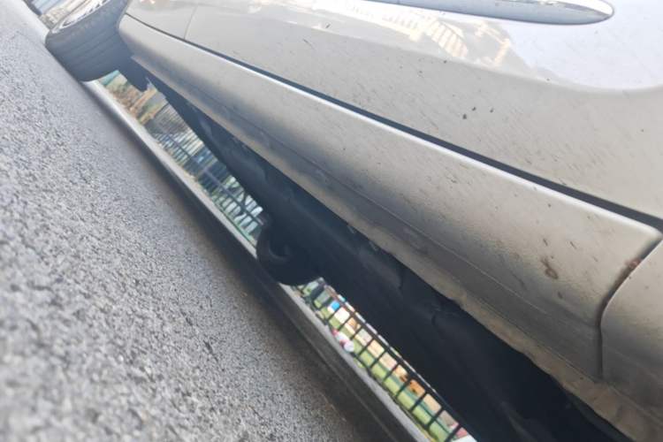 Used Wuling Bingo 2023 333 km Enjoyment Version Right Side Sill