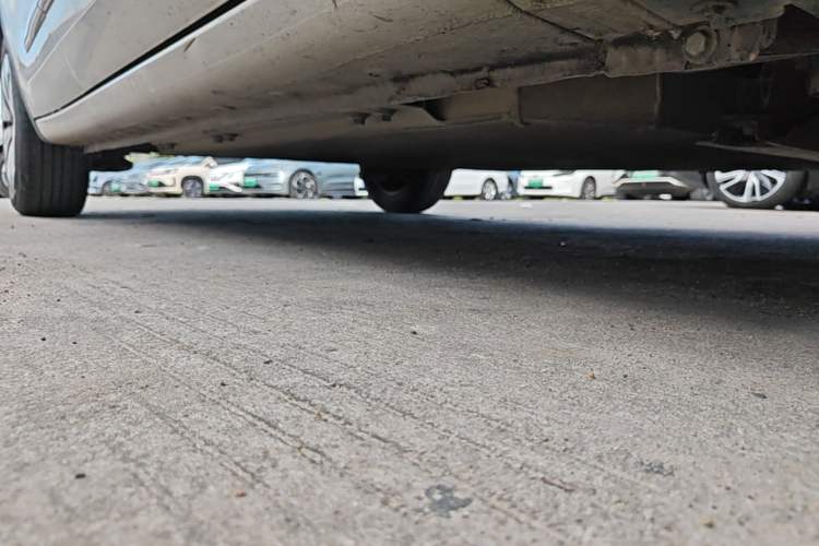 Used Wuling Bingo 2023 333 km Lingxi Connected Version Right Side Sill