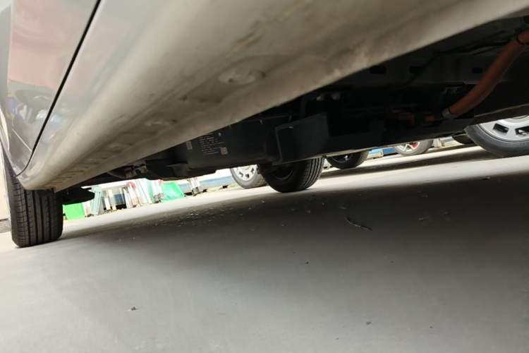 Used Wuling Bingo 2023 203km Light Edition Right Side Sill
